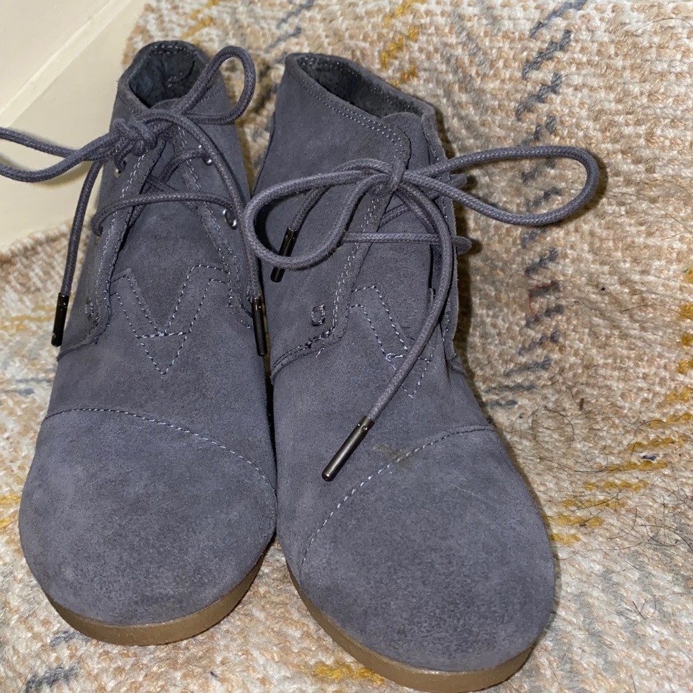 Toms grey wedge